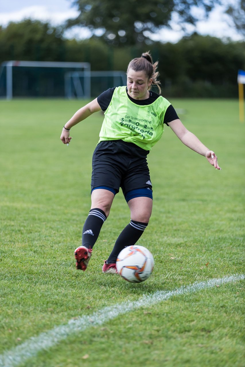 Bild 60 - Frauen SG Holstein Sued - SV Eintracht Luebeck : Ergebnis: 3:0